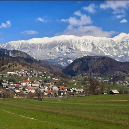 Апартаменты Pr' Hribar Згорнье-Горье Экстерьер фото